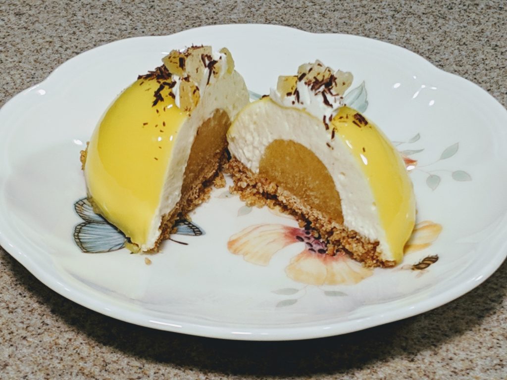 pineapple mousse cake